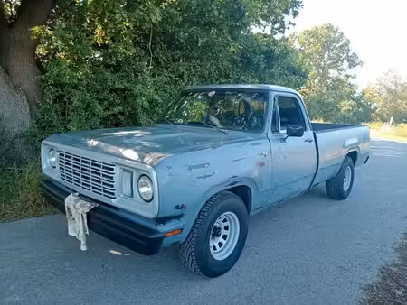 Dodge D Series 