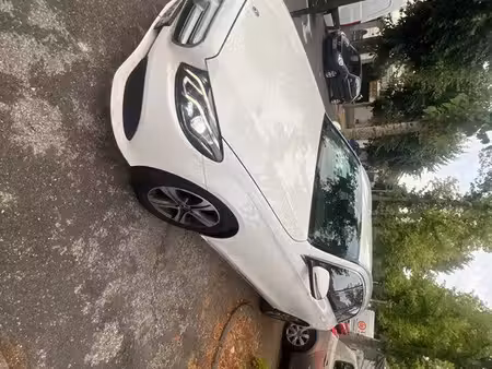 Mercedes-Benz Classe E E 200 2.0 150