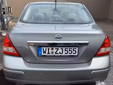 Nissan Tiida 1.6 Acenta