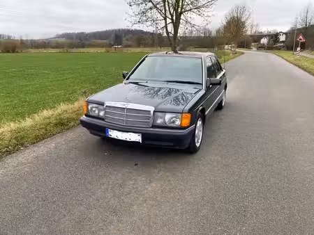Mercedes-Benz 190 