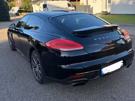 Porsche Panamera V6 3.0 300