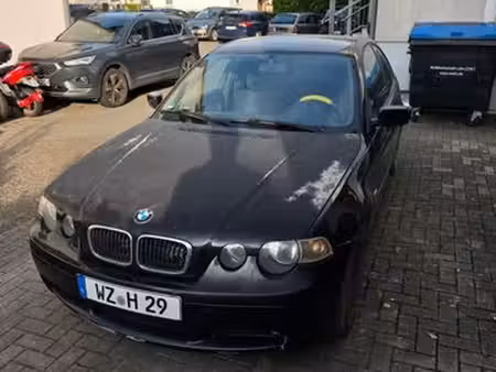 BMW Série 3 361i 1.8 115