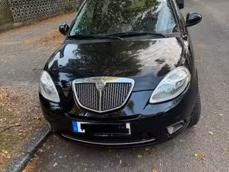 Lancia Ypsilon 1.2 69