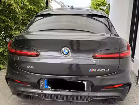 BMW X4 M40d 3.0 326