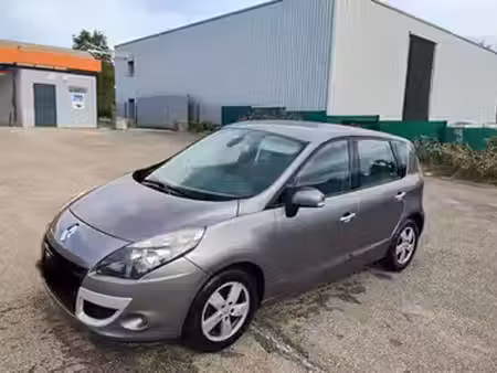 Renault Scénic 1.9 dCi 130 Expression