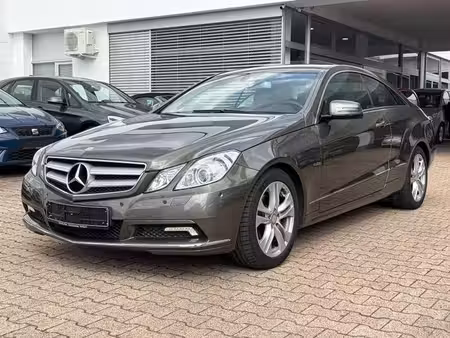 Mercedes-Benz Classe E E 250 2.1 150