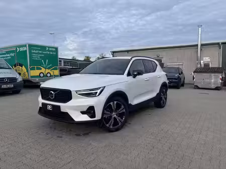 Volvo XC40 B4 2.0 197 Plus