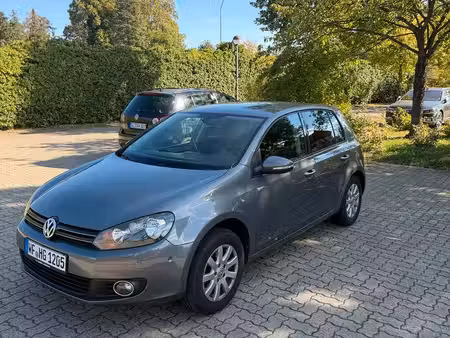 Volkswagen Golf 1.2 TSI 105
