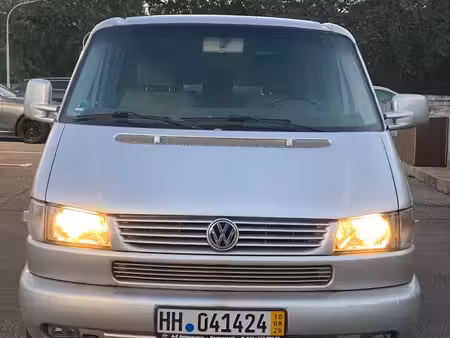 Volkswagen Transporter T5 2.5 TDI 102