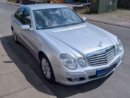 Mercedes-Benz Classe E E 200