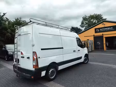 Renault Master 2.3 dCi 100