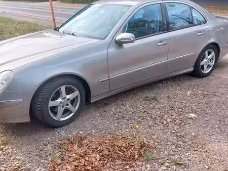 Mercedes-Benz Classe E E 220 2.1 CDI 150