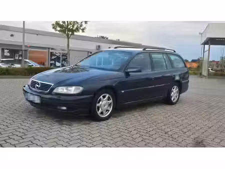 Opel Omega Break