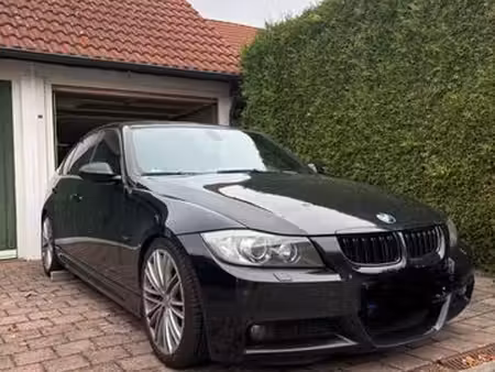 BMW Série 3 320d 2.0 130