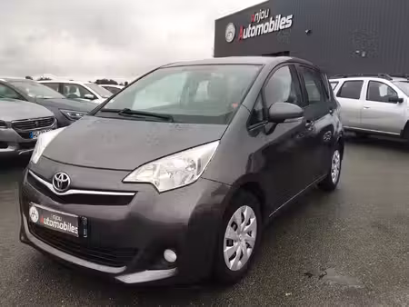 Toyota Verso-s 1.4 90 Dynamic
