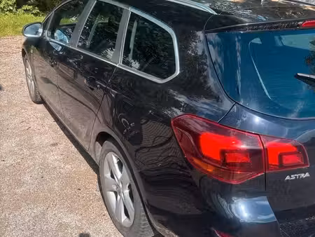Opel Astra 1.6 180 Sport