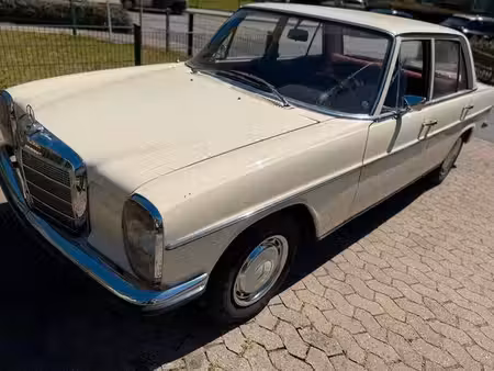 Mercedes-Benz Classe E 200 D