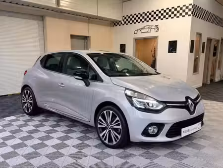 Renault Clio 1.2 TCe 120 Initiale