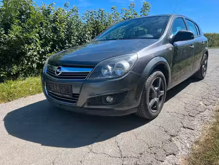 Opel Astra 1.4 90