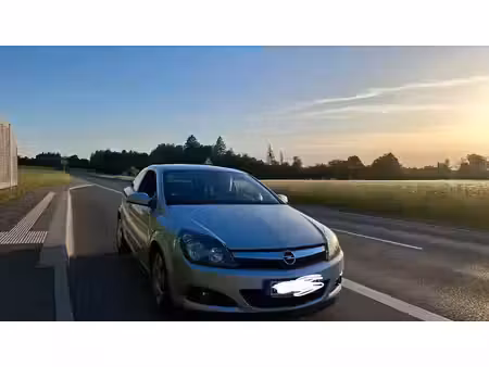Opel Astra 1.4 90