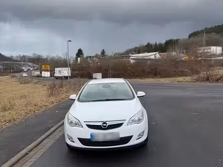 Opel Astra CDTI 110