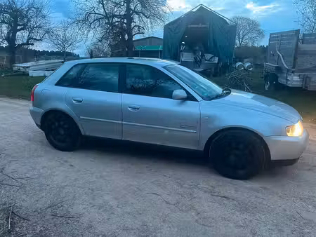 Audi A3 1.8 125