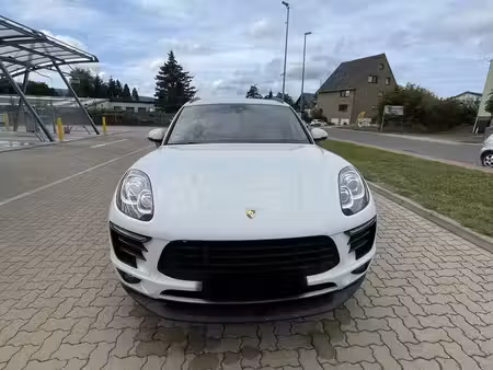 Porsche Macan 2.0 252 4x4