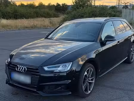 Audi A4 2.0 TFSI 252 S line quattro