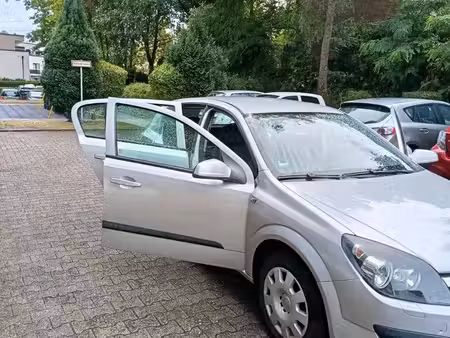 Opel Astra 105