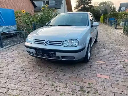 Volkswagen Golf 1.6