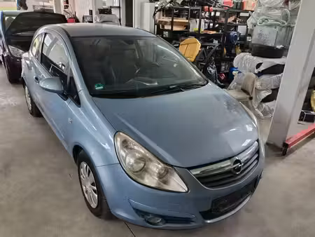 Opel Corsa 1.2 80