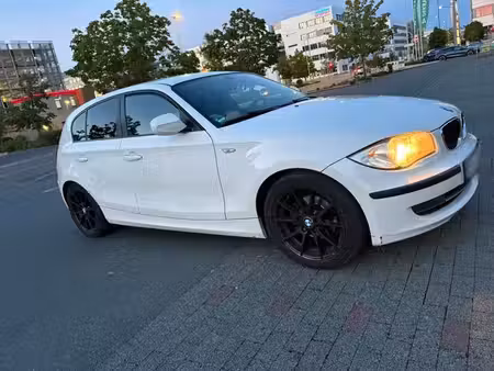 BMW Série 1 118d 2.0 143