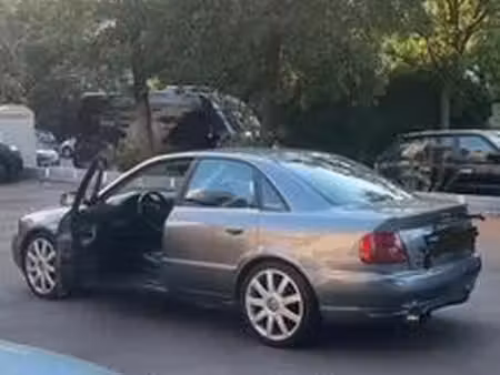 Audi A4 V6 2.6