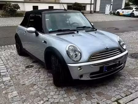Mini Cabrio Cooper 1.6 115
