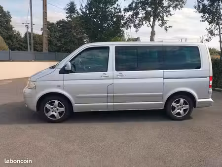 Volkswagen Multivan 