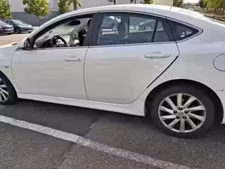 Mazda 6 2.2 129