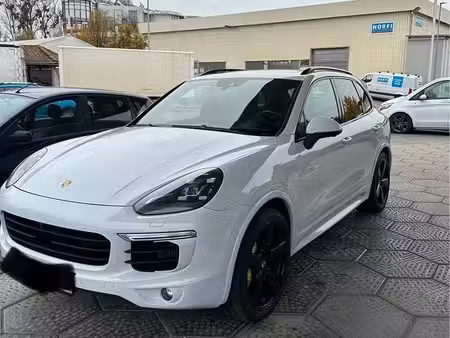 Porsche Cayenne GTS V8 4.2 385 4x4