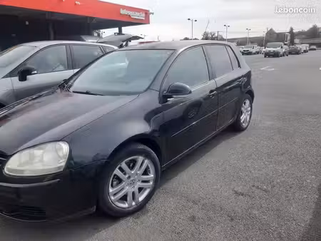 Volkswagen Golf 1.9 TDI 105