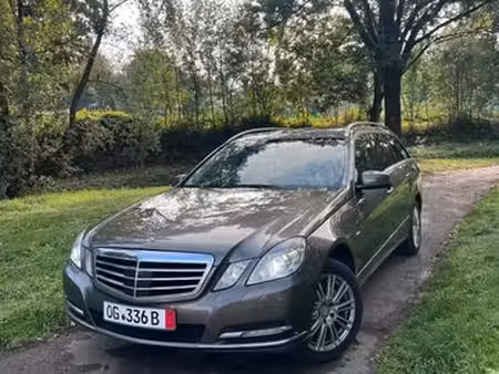 Mercedes-Benz Classe E E 350 V6 3.0 CDI 170 4Matic