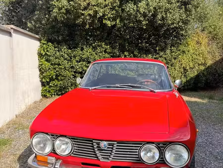 Alfa Romeo 2000 