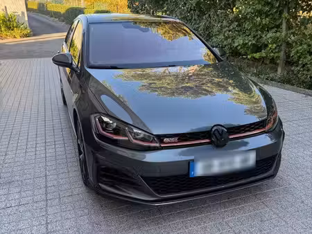Volkswagen Golf GTI 2.0 245 Performance