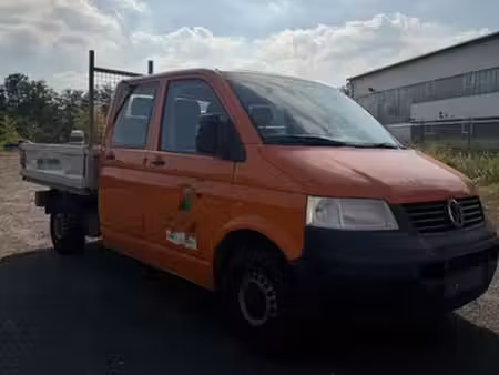 Volkswagen Transporter T5 1.9 TDI 102