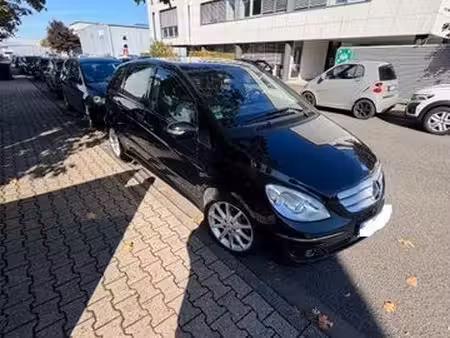 Mercedes-Benz Classe B B 200 2.0 136