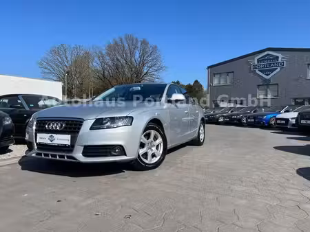 Audi A4 1.8 TFSI 120 Attraction