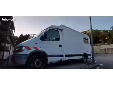 Renault Master 2.5 dCi 115