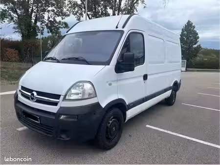 Opel Movano 2.5 114