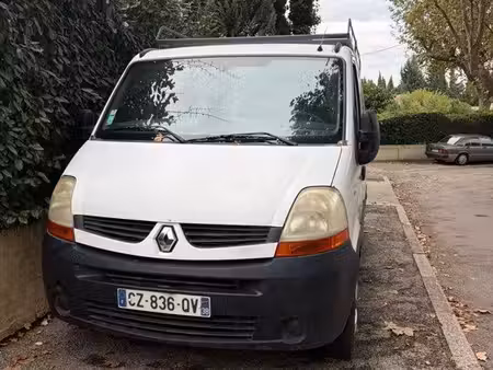 Renault Master 2.5 dCi 100