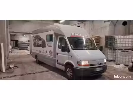 Renault Master 2.5 dCi 120