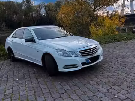 Mercedes-Benz Classe E E 220 2.1 CDI 170 Avantgarde