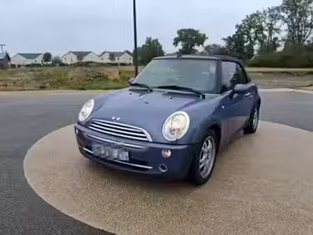 Mini Cabrio Cooper 1.6 115